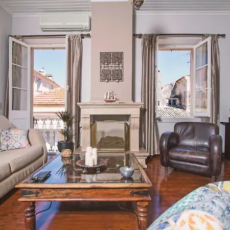 Διαμέρισμα Abundance *